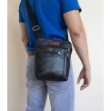 Кожаная мужская сумка Carlo Gattini Assenza black 5026-01