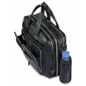 Черная деловая сумка большого размера из кожи  под средний ноутбук Piquadro CA2765MO/N. Вид 4.